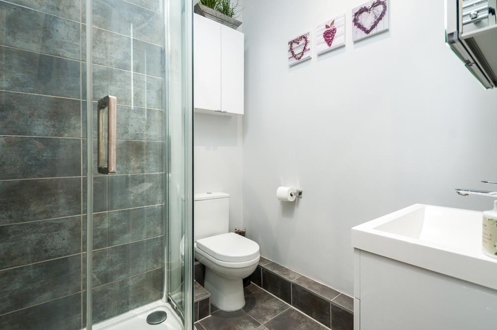 3 bed flat for sale in Apsley Road, Bristol 15