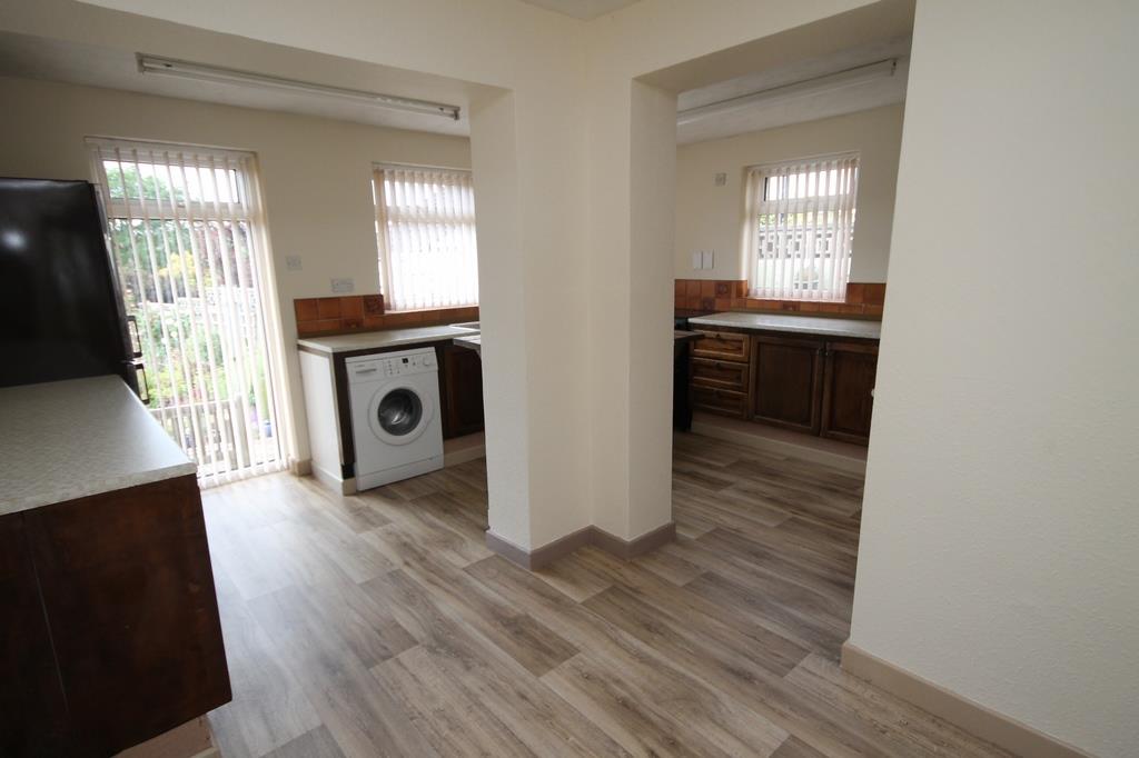 3 bed house to rent in Teewell Avenue, Bristol 9