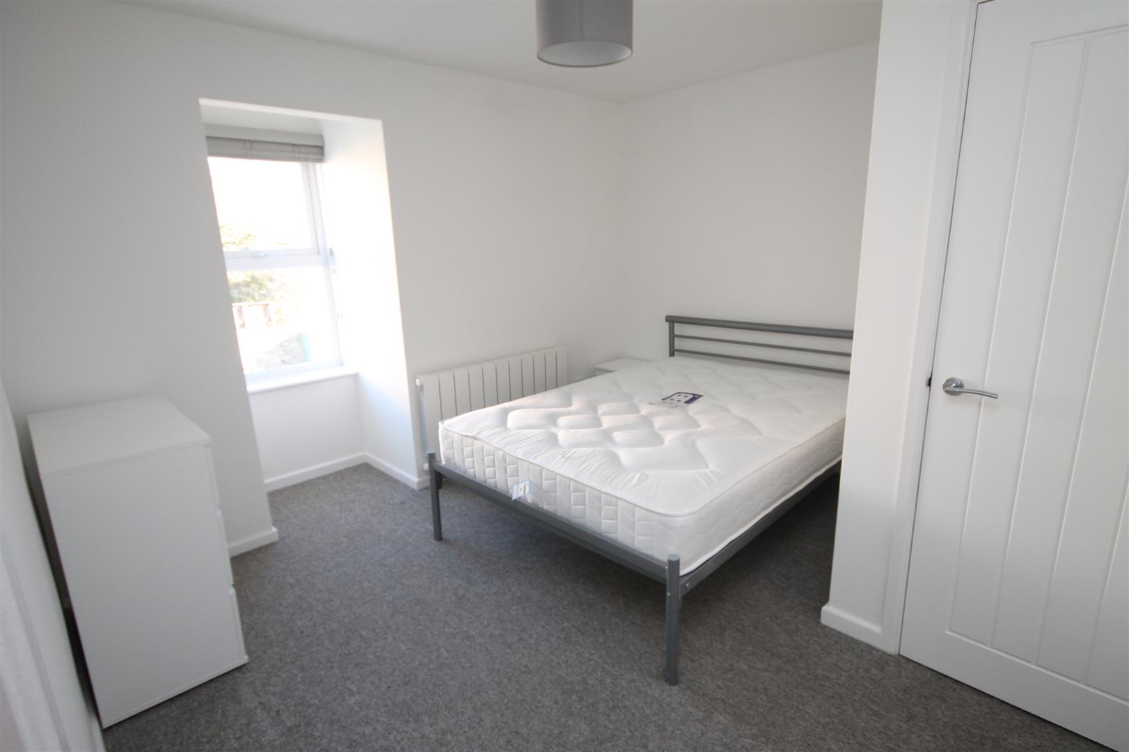 1 bed flat to rent in Park Hill, Bristol  - Property Image 3