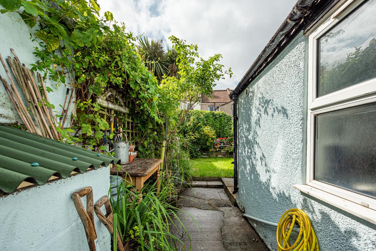 2 bed house for sale in High Street, Bristol 11