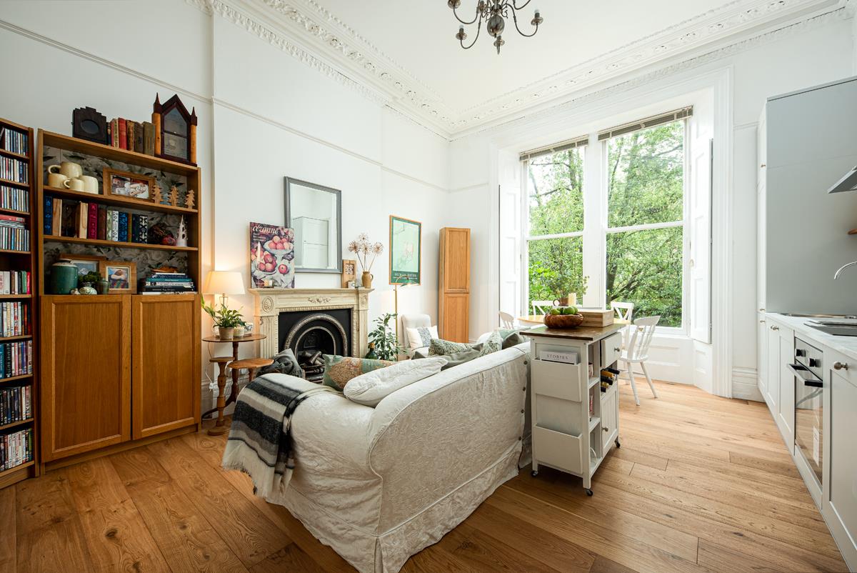 2 bed apartment for sale in Pembroke Road, Bristol  - Property Image 3