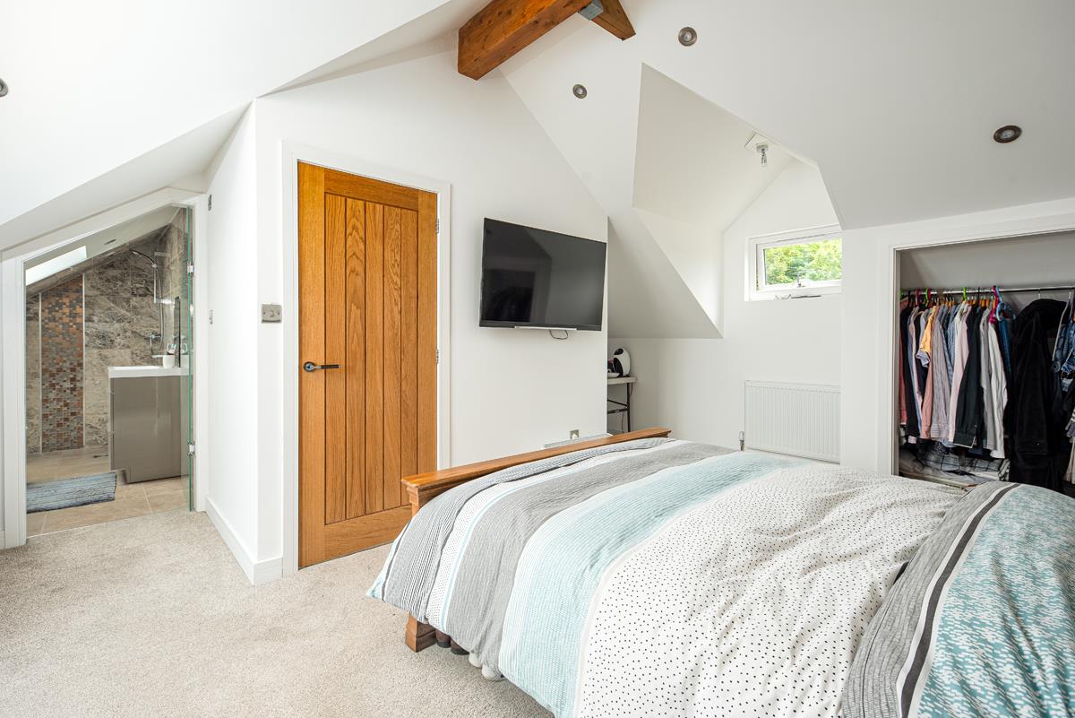 5 bed house for sale in Penpole Lane, Bristol 6