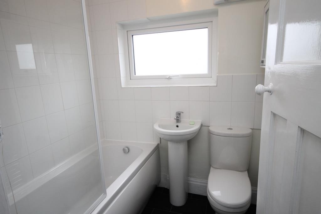 3 bed house to rent in Cadogan Road, Bristol 8