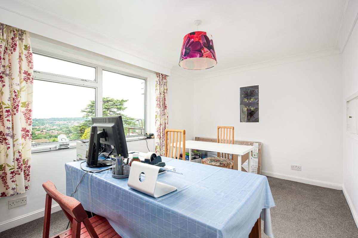 2 bed apartment to rent in Ridgewood, Bristol  - Property Image 3