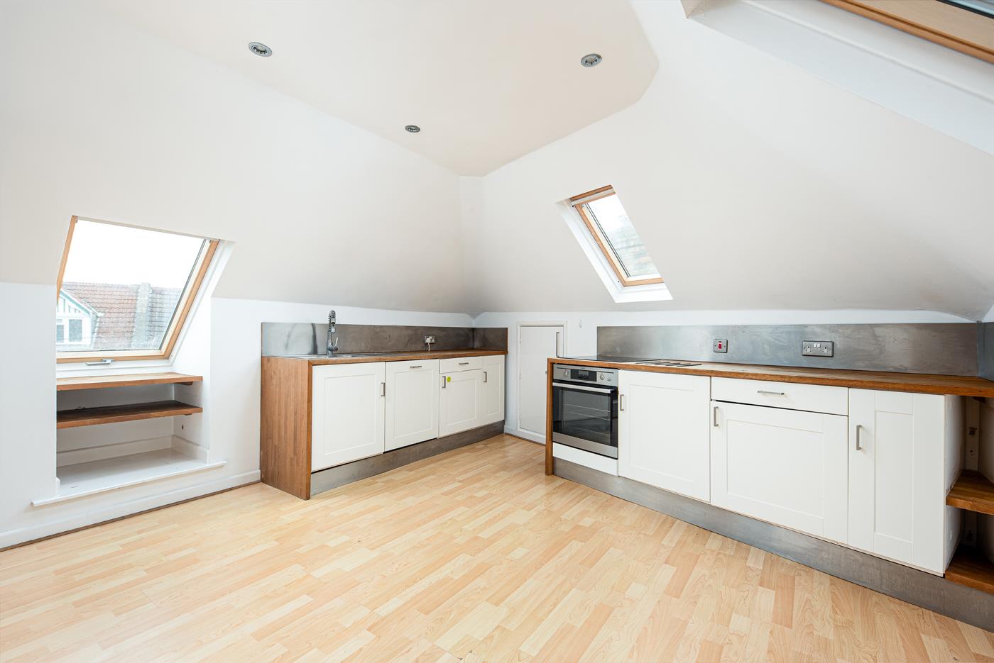 2 bed apartment to rent in Harcourt Road, Bristol 3