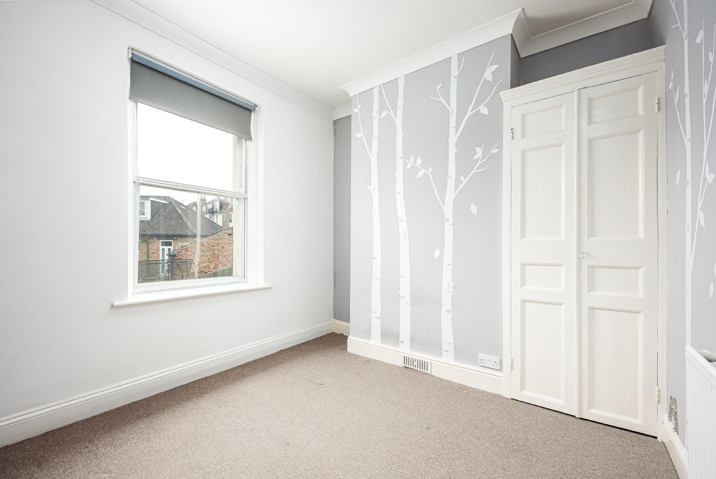 2 bed apartment to rent in Harcourt Road, Bristol 6
