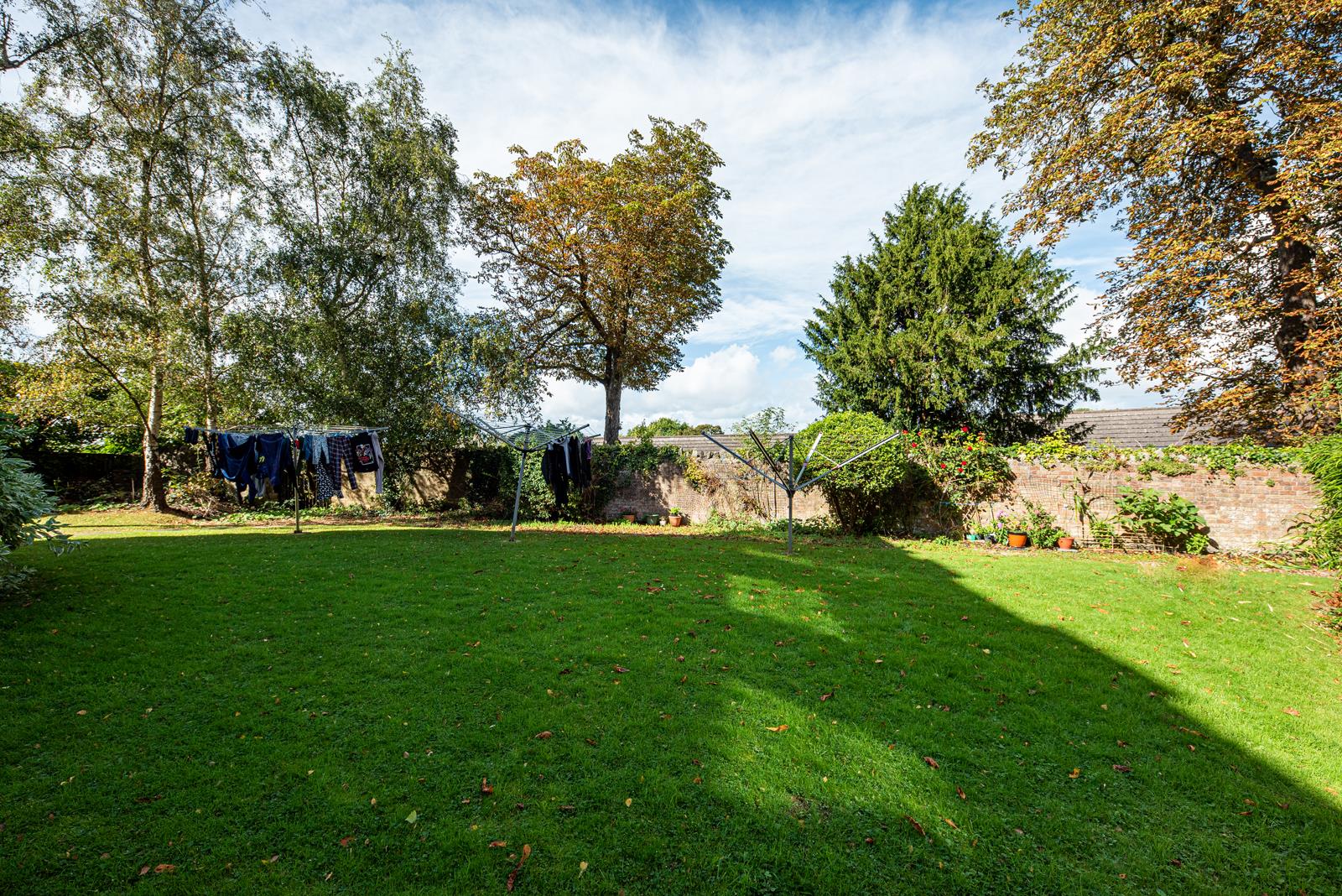 2 bed flat for sale in Ison Hill Road, Bristol 5