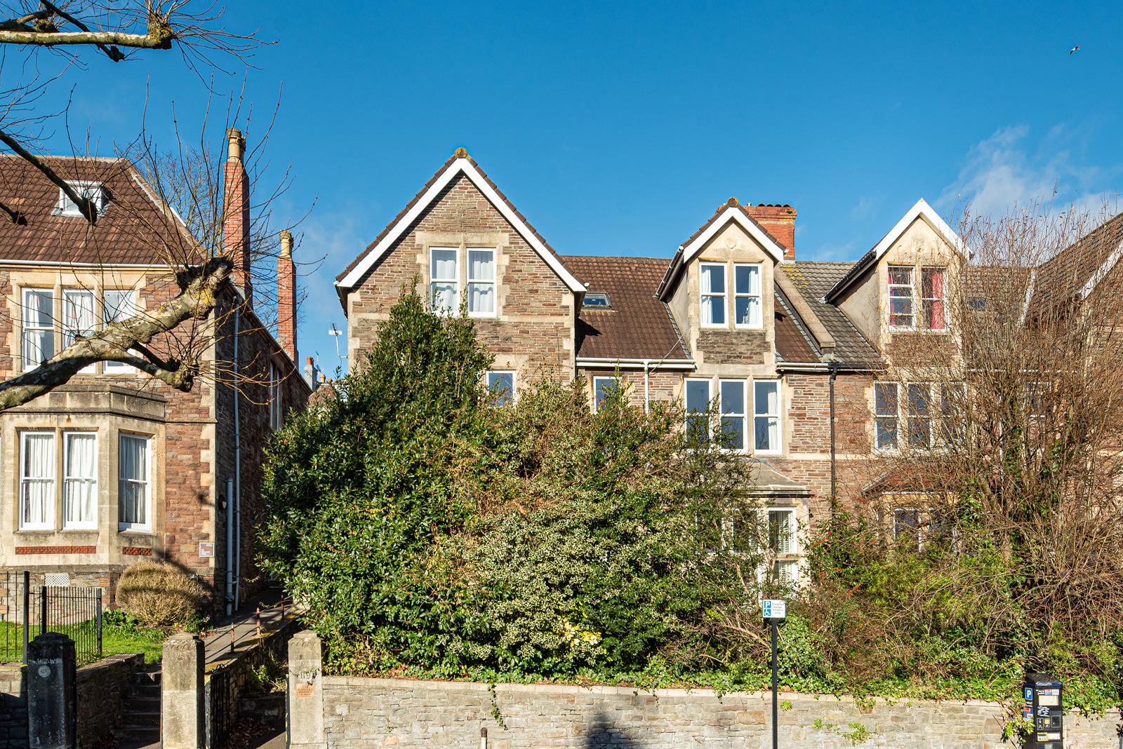 3 bed apartment to rent in Redland Road, Bristol 9