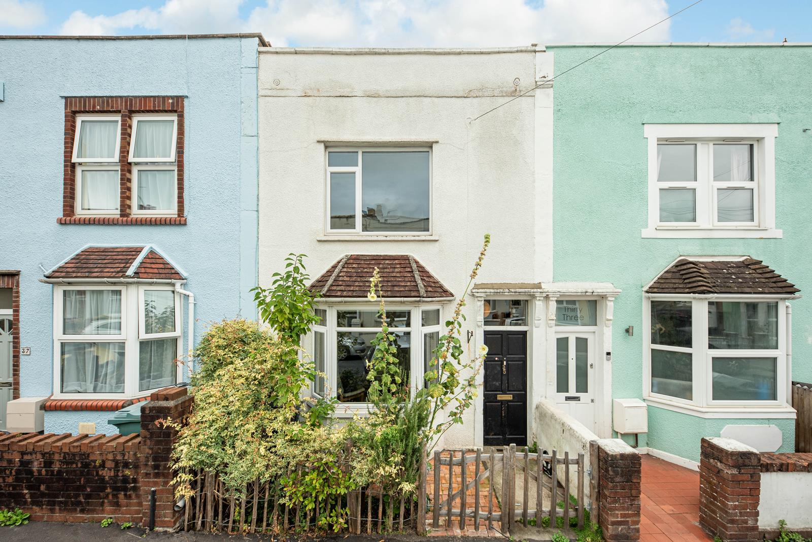 2 bed terraced house for sale in Oak Road, Bristol - Property Image 1