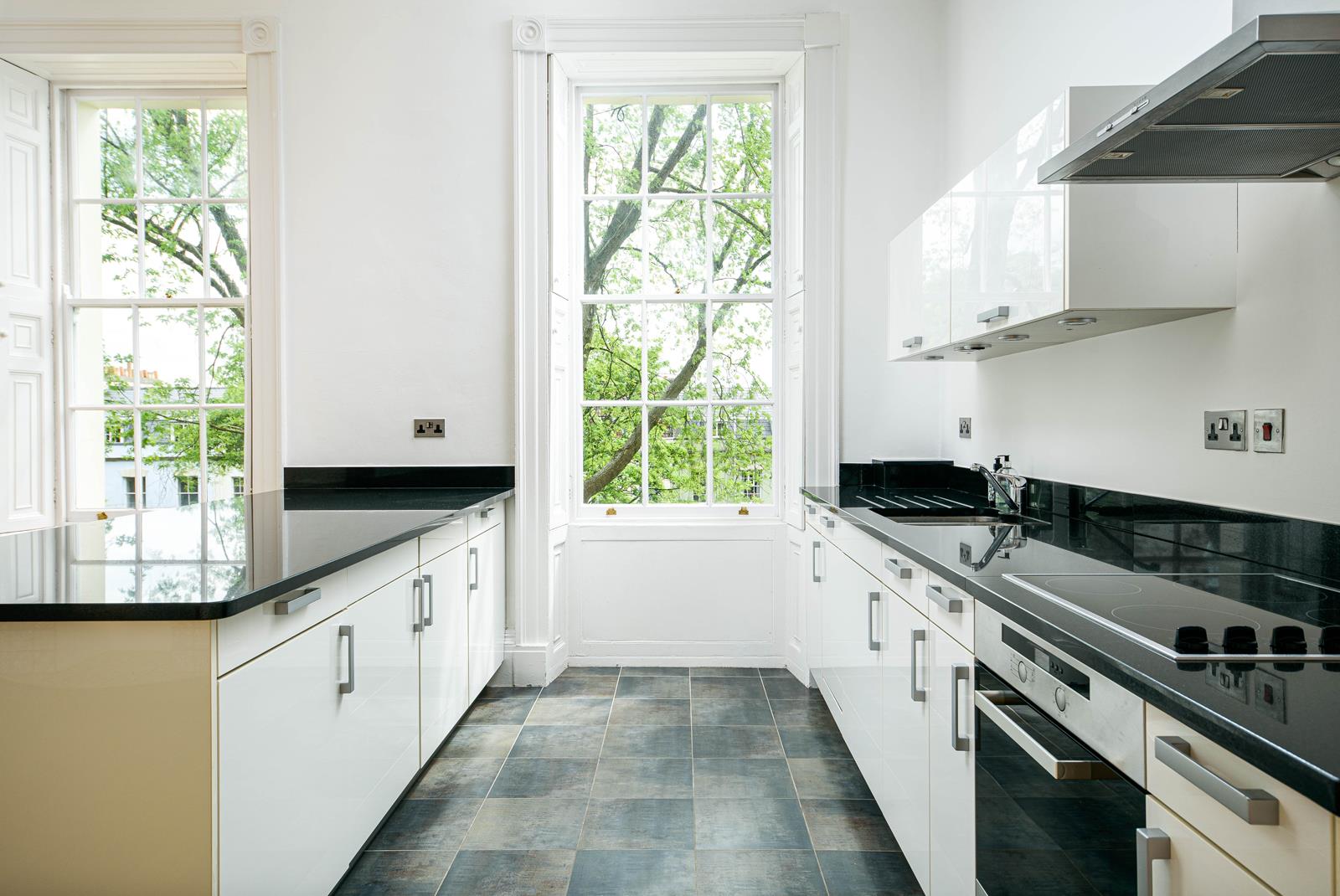 2 bed apartment to rent in Cornwallis Grove, Bristol 2