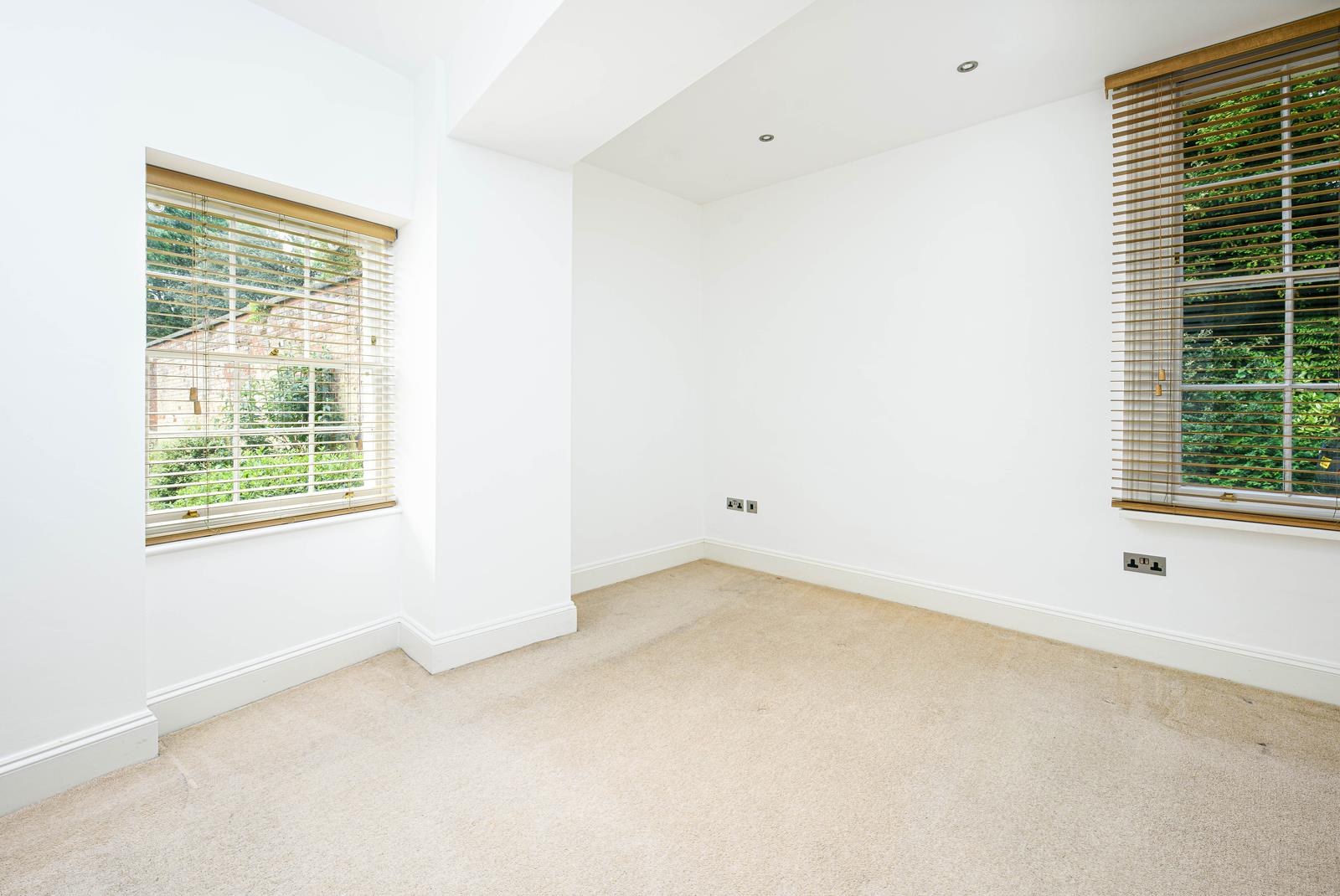 2 bed apartment to rent in Grove House, Cornwallis Grove, Bristol 6