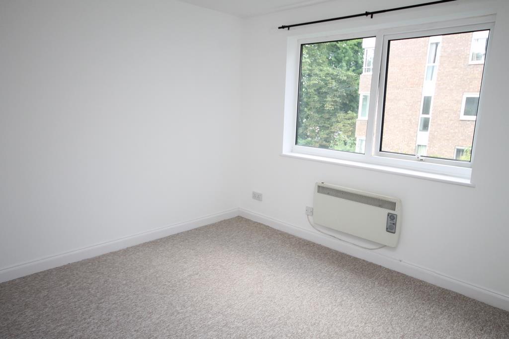 2 bed apartment to rent in Ison Hill Road, Bristol 2