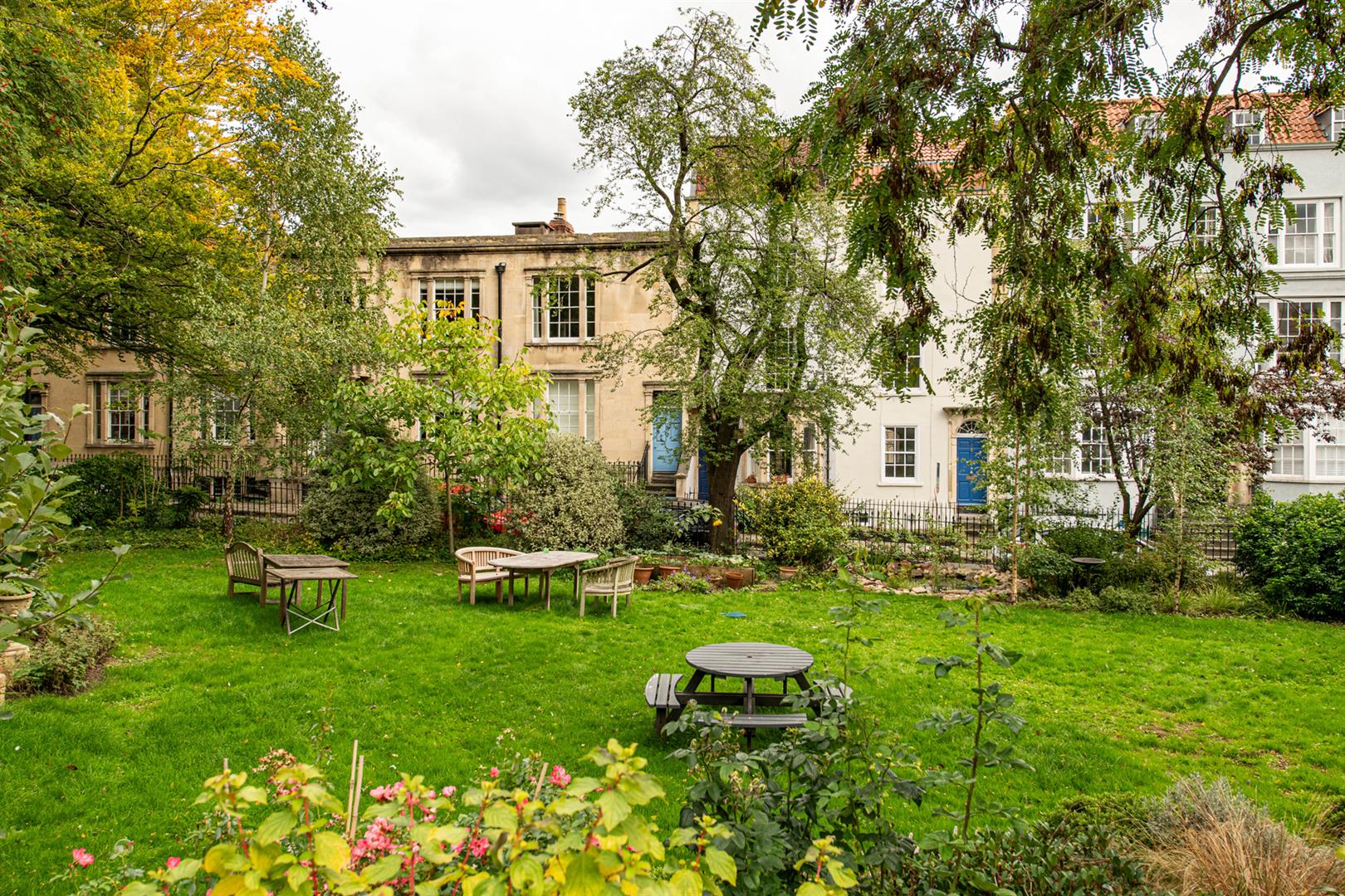 3 bed apartment to rent in Dowry Square, Bristol 14