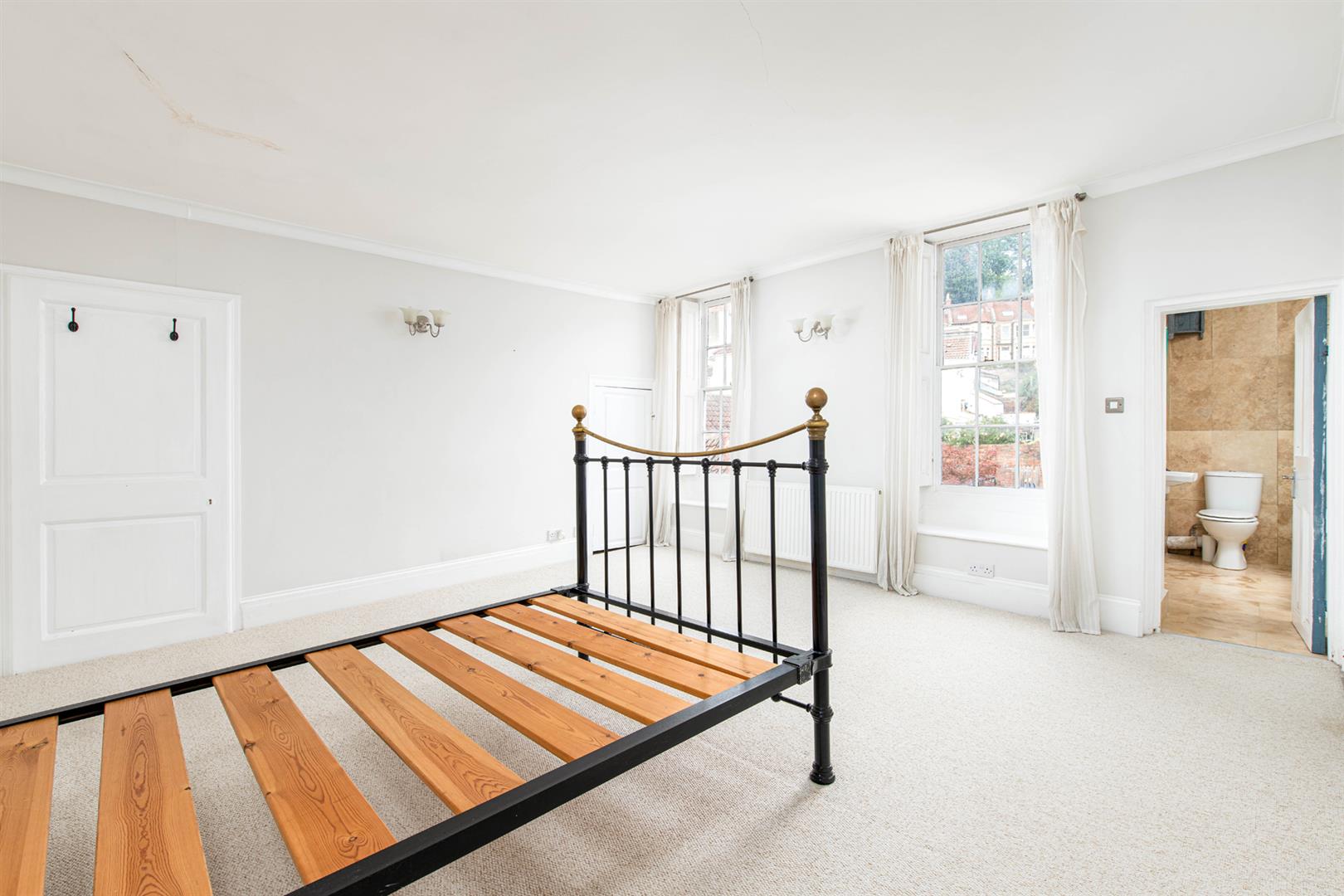 3 bed apartment to rent in Dowry Square, Bristol 9