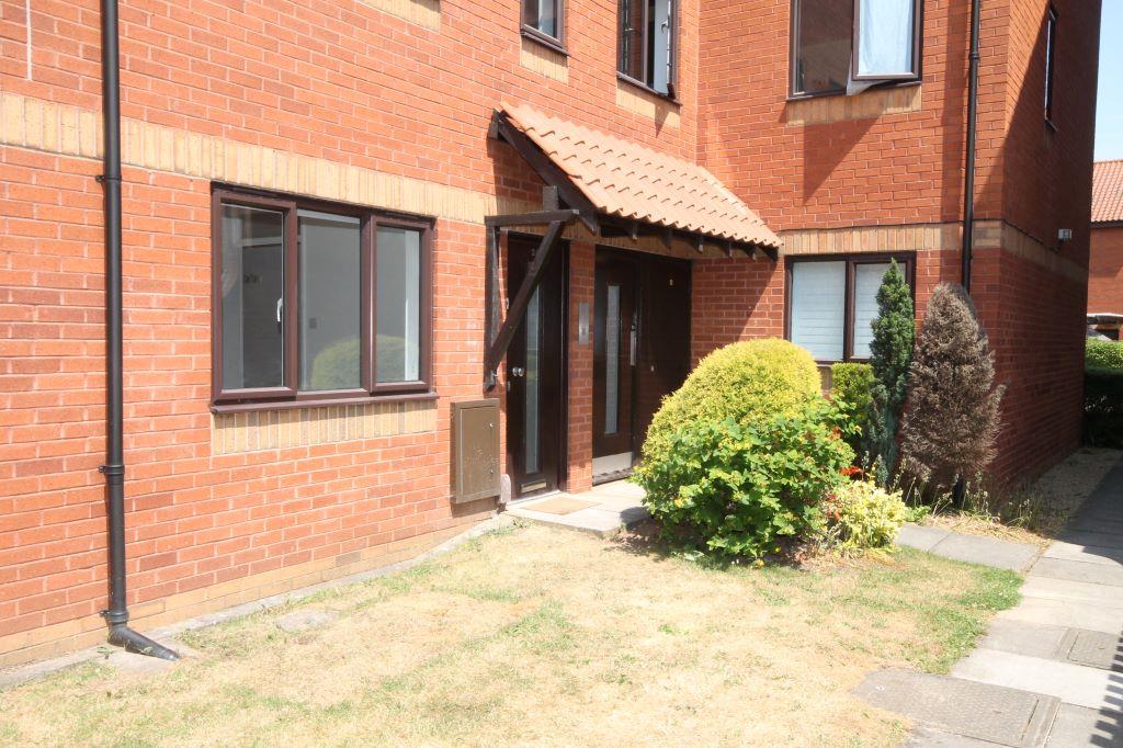 1 bed flat to rent in Canada Way, Bristol - Property Image 1
