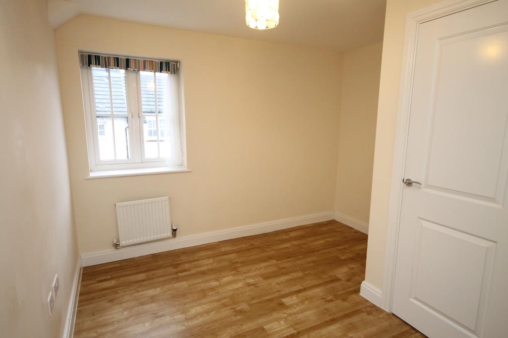 2 bed apartment to rent in Thornfield Road, Bristol 6