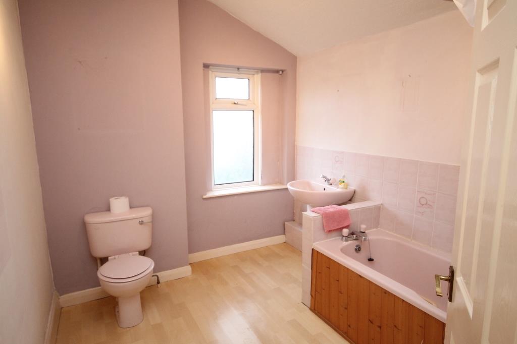 2 bed house for sale in Elmdale Road, Bristol  - Property Image 5
