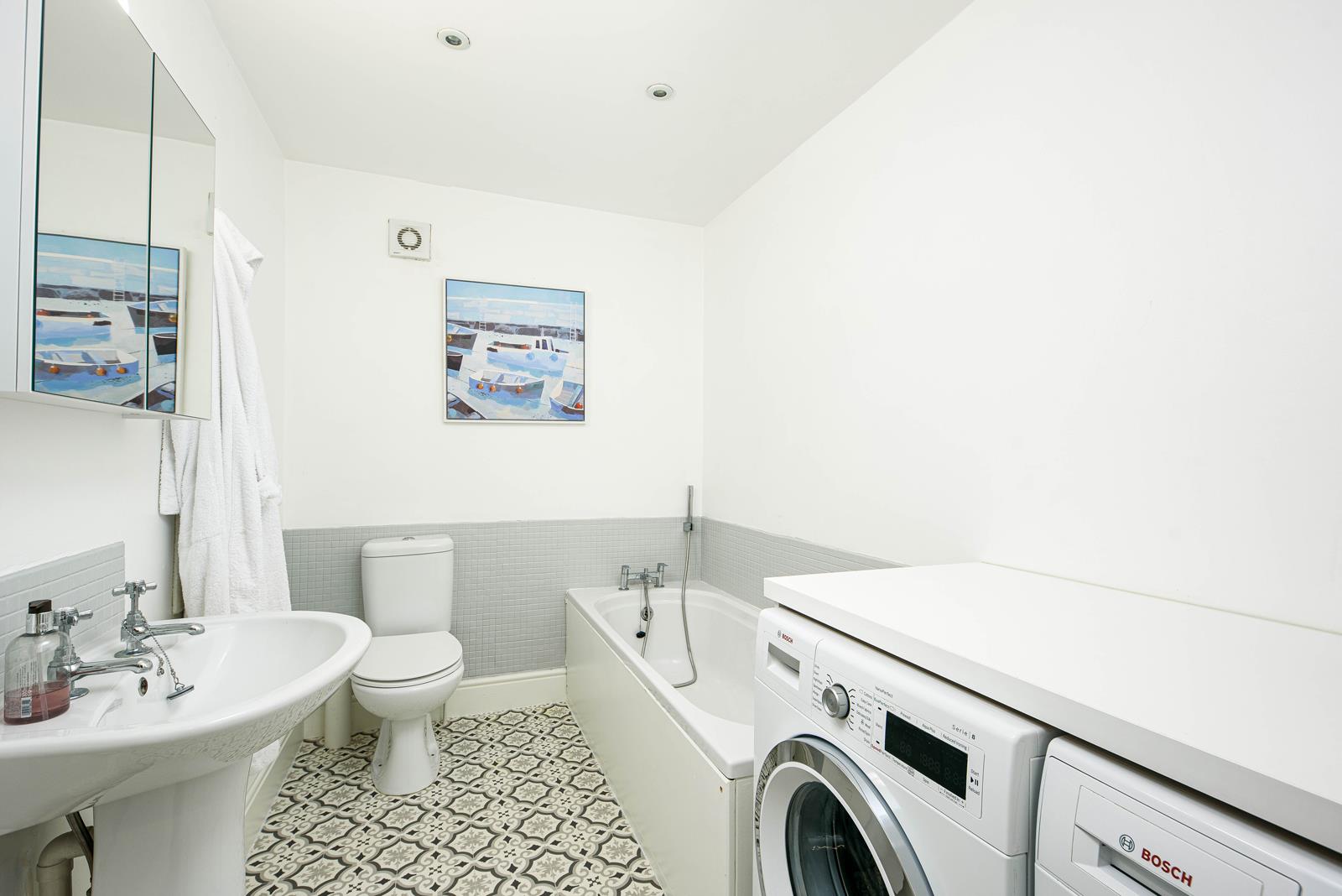 4 bed apartment to rent in Percival Road, Bristol  - Property Image 7