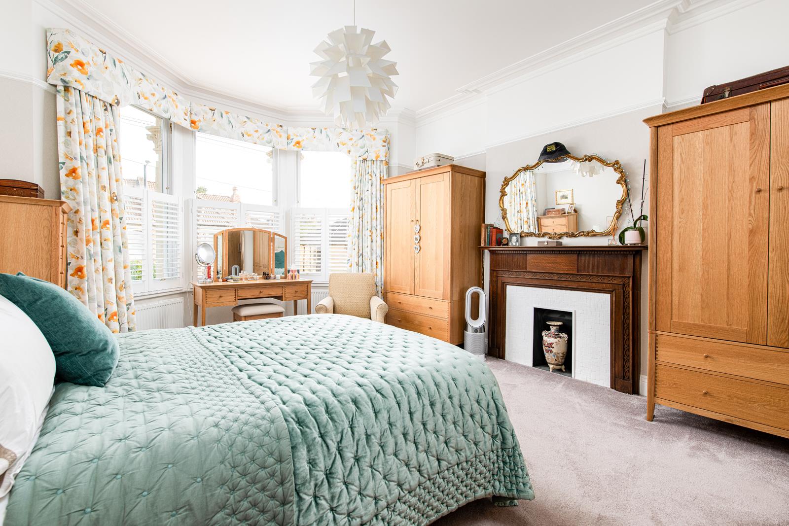 6 bed house to rent in Cranbrook Road, Bristol 6