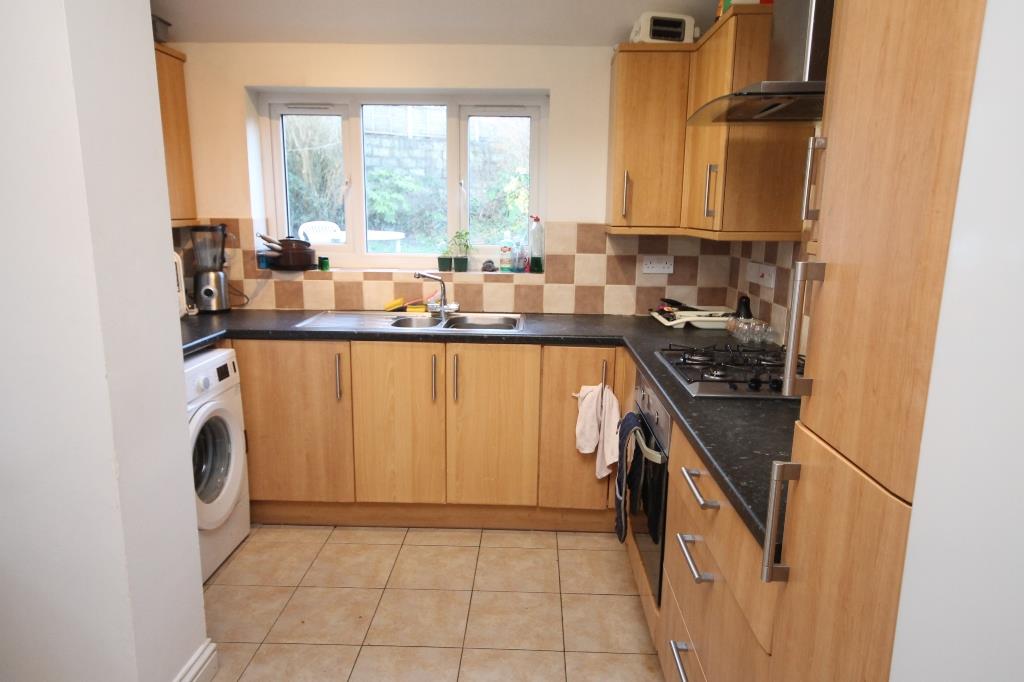 5 bed house to rent in Filton Avenue, Bristol  - Property Image 3