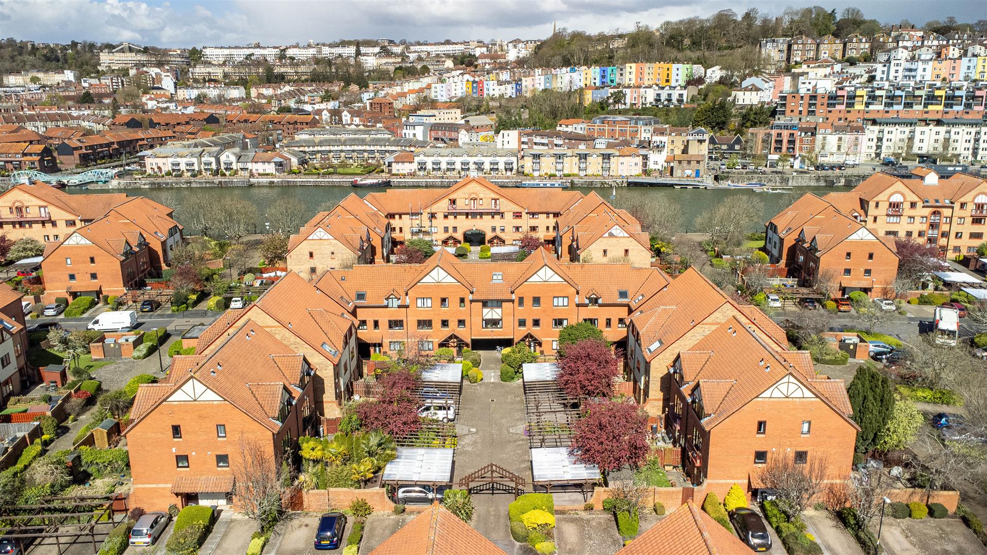 2 bed apartment for sale in Canada Way, Bristol 8