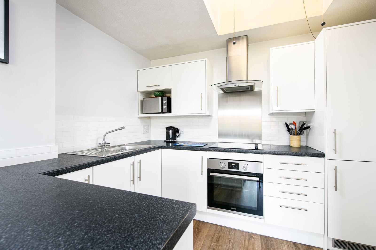 2 bed apartment for sale in Canada Way, Bristol 1
