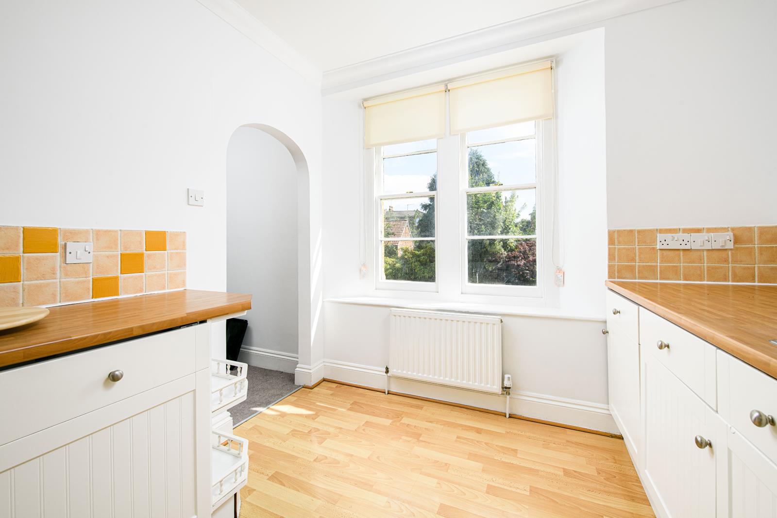 2 bed flat for sale in Clifton Park Road, Bristol  - Property Image 3