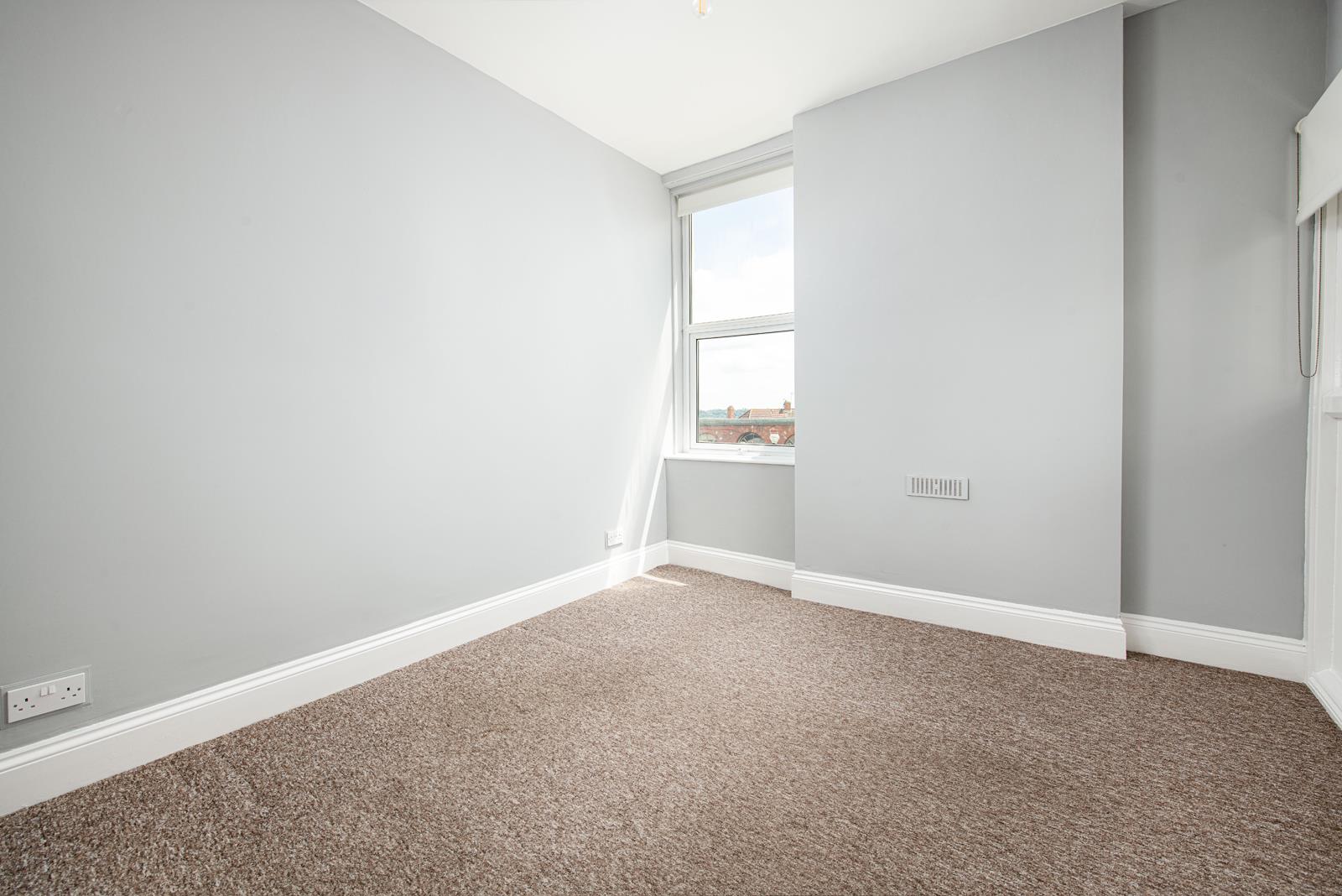 2 bed flat for sale in Station Road, Bristol 7