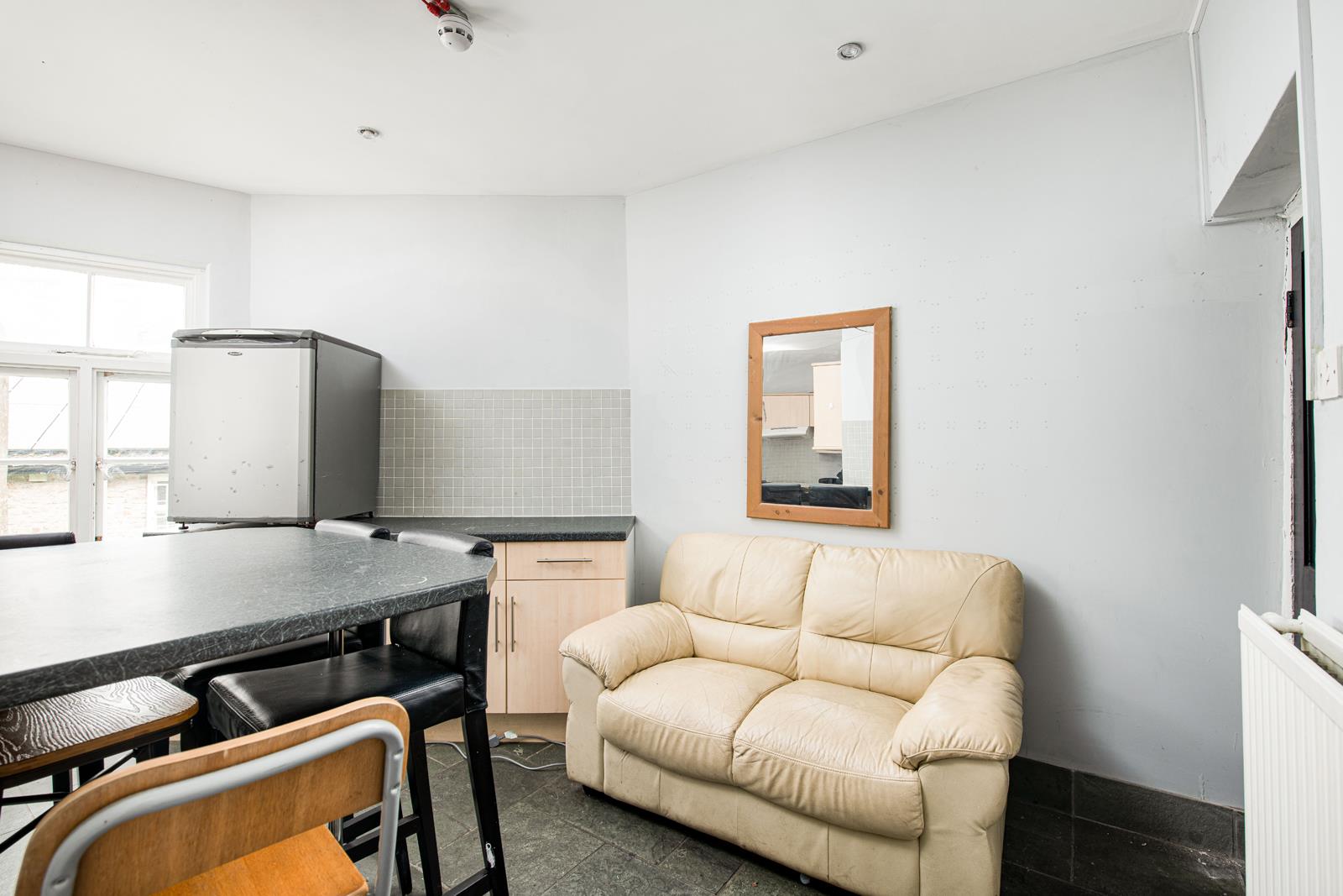 3 bed apartment to rent in Christmas Steps, Bristol  - Property Image 2