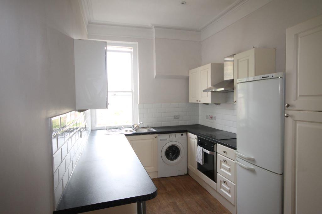 3 bed apartment to rent in Carnarvon Road, Bristol  - Property Image 12