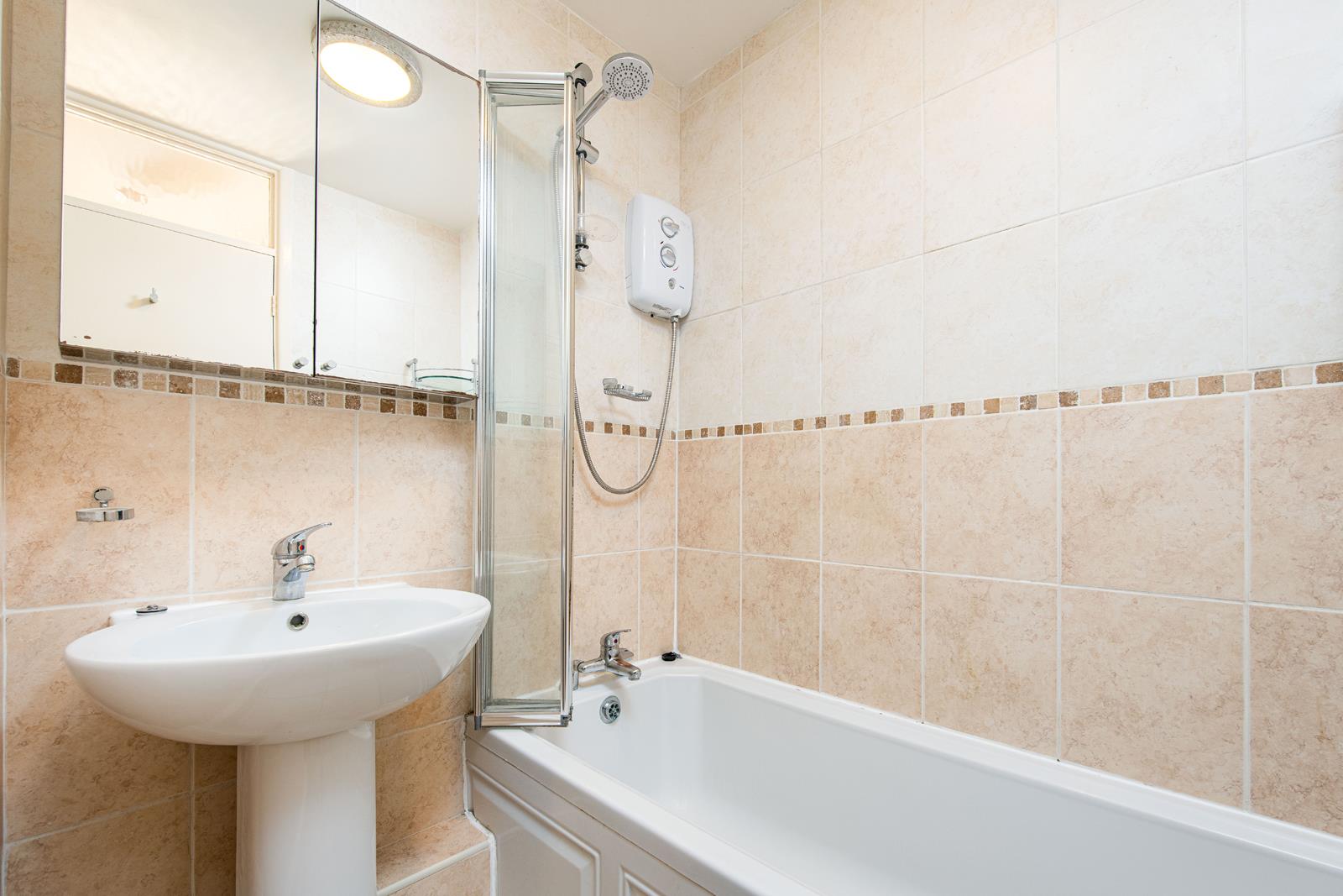 2 bed apartment for sale in Northover Close, Bristol  - Property Image 3
