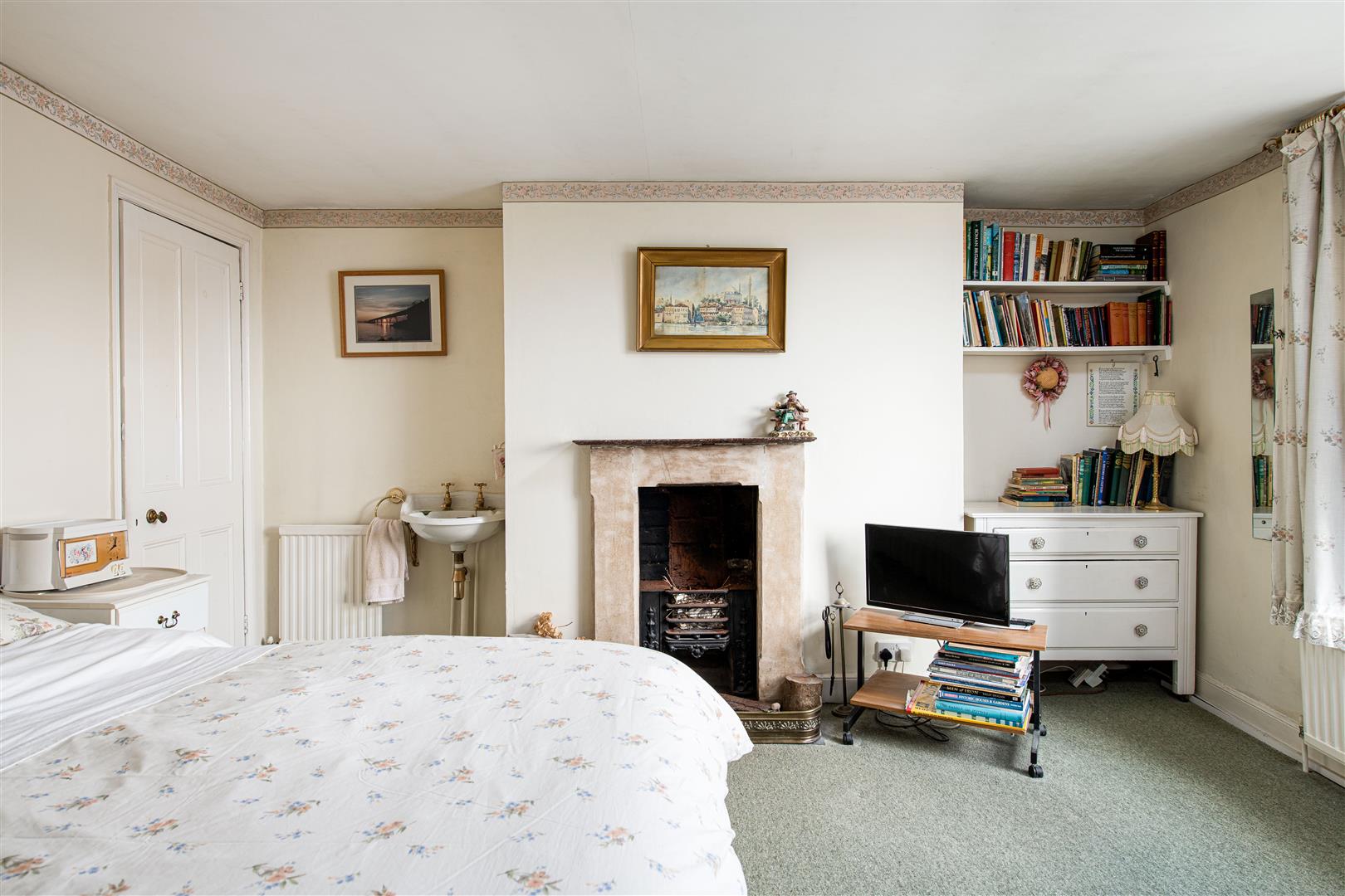 4 bed house for sale in Hillside, Bristol  - Property Image 9