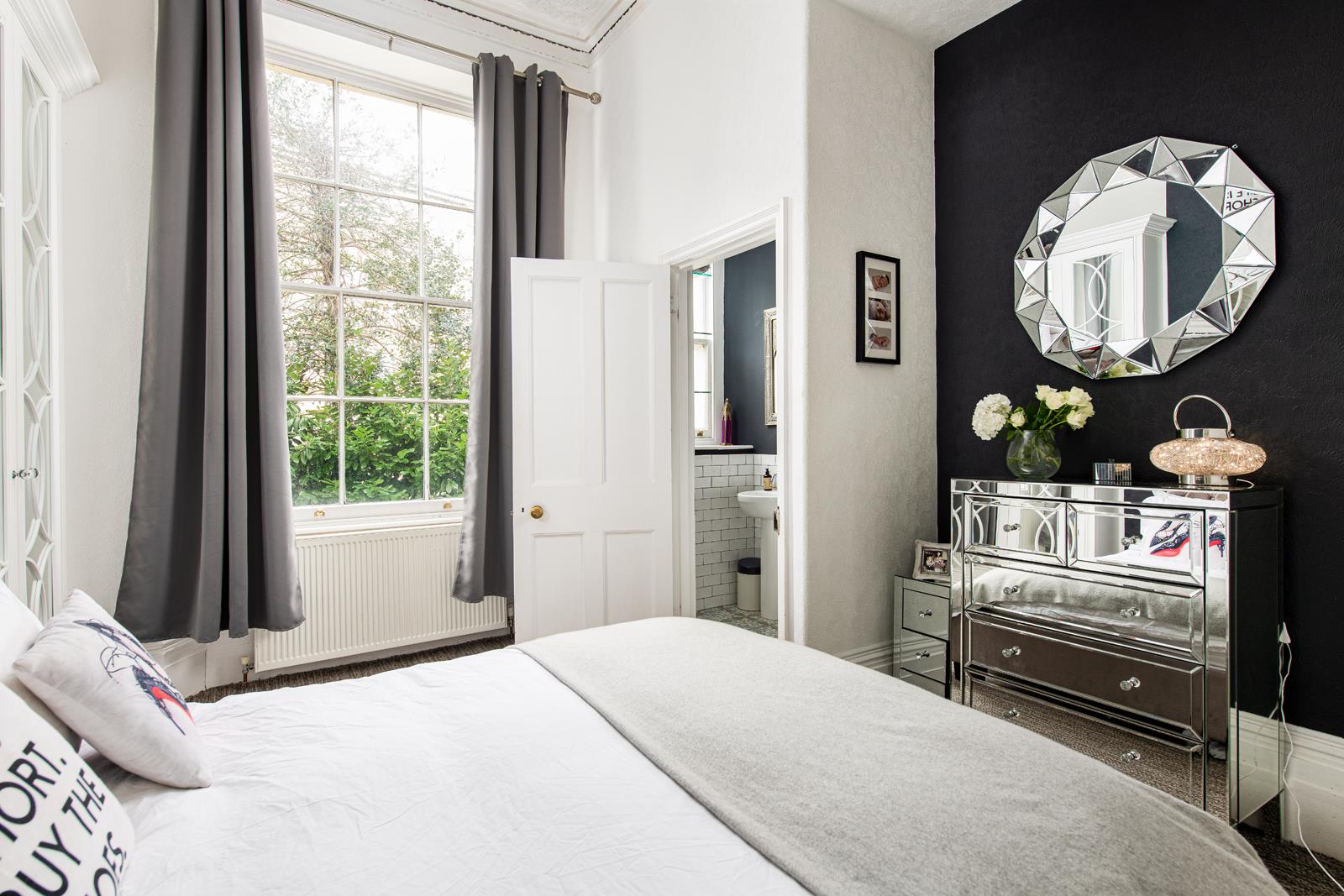 2 bed apartment to rent in Arlington Villas, Bristol  - Property Image 8