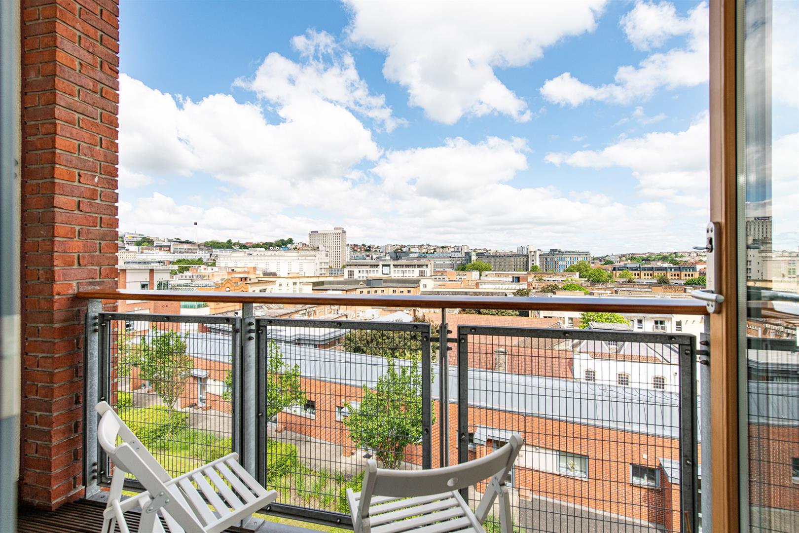 2 bed apartment to rent in Horizon Broad Weir, Bristol 7