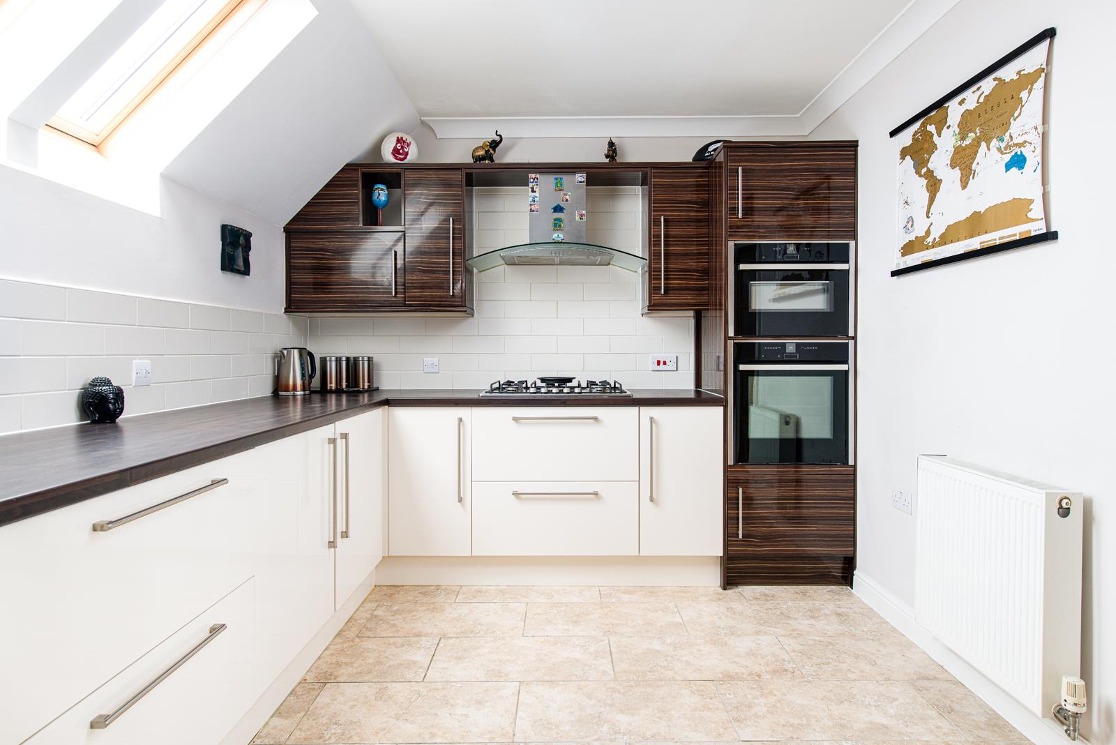 2 bed flat for sale in The Old Orchard, Bristol  - Property Image 2
