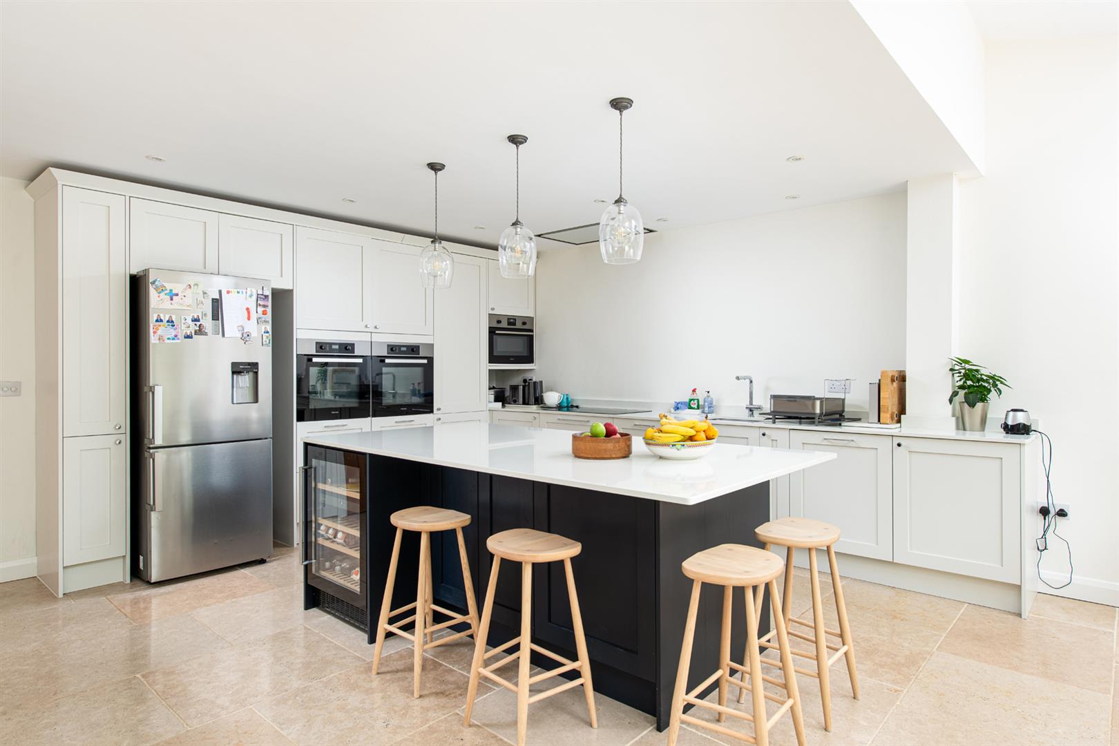 4 bed house to rent in Roman Way, Bristol 3