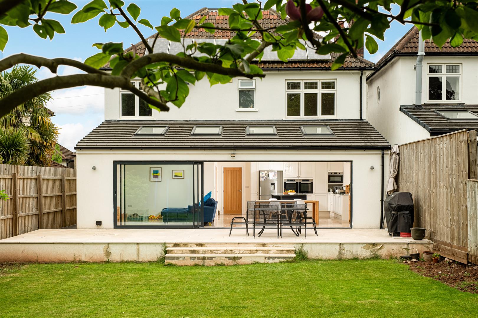 4 bed house to rent in Roman Way, Bristol 1