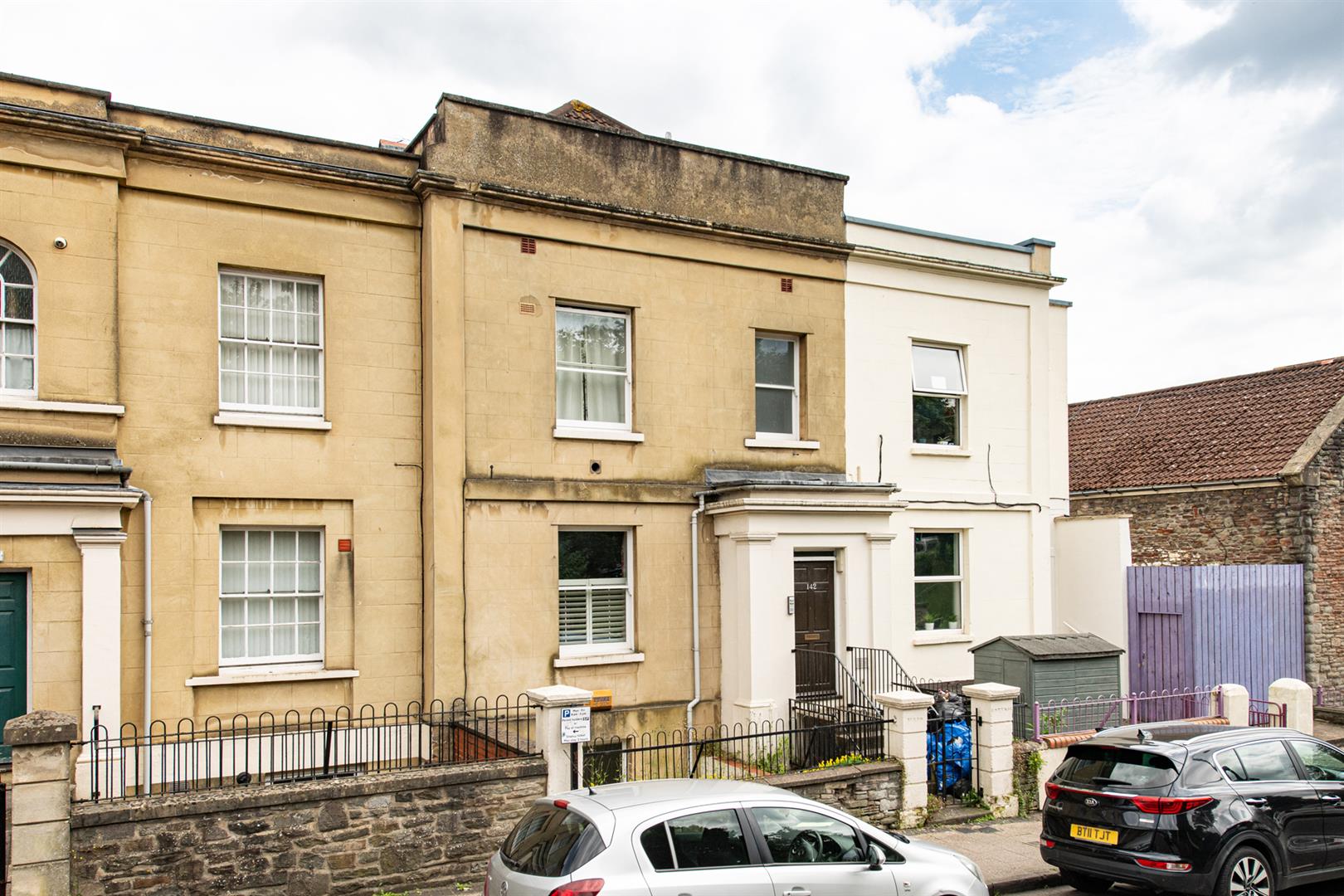 2 bed apartment to rent in Grosvenor Road, Bristol  - Property Image 1