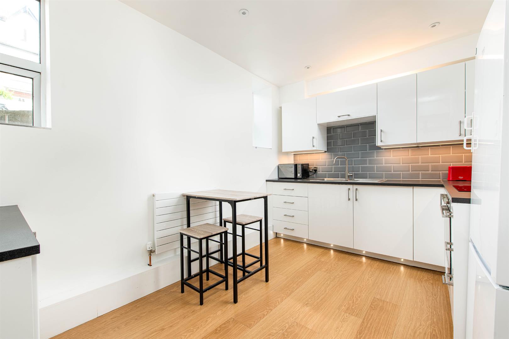 2 bed flat to rent in Belmont Road, Bristol  - Property Image 12