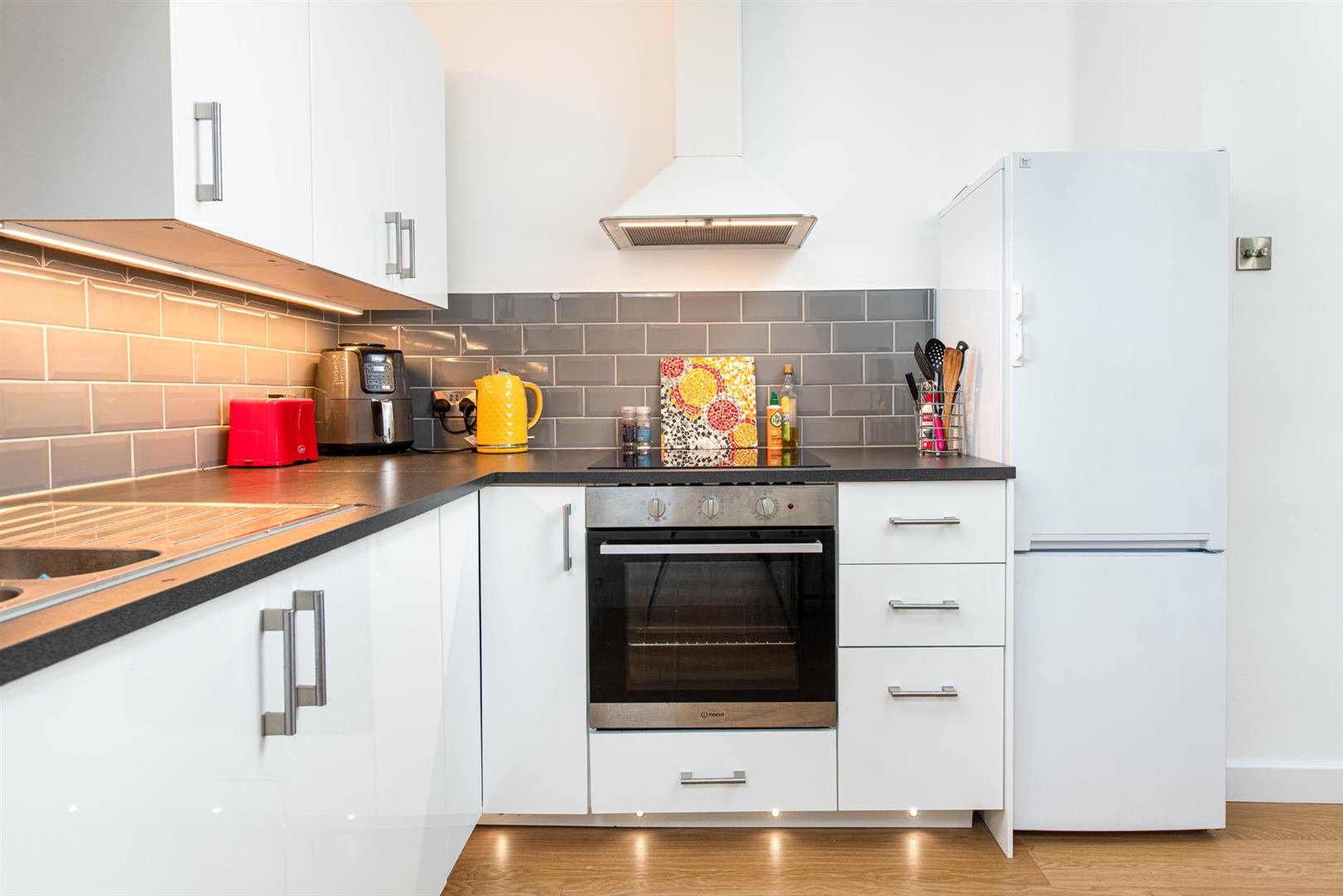 2 bed flat to rent in Belmont Road, Bristol  - Property Image 3