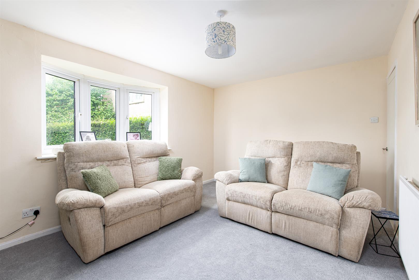 2 bed house to rent in Kimberley Close, Bristol 9