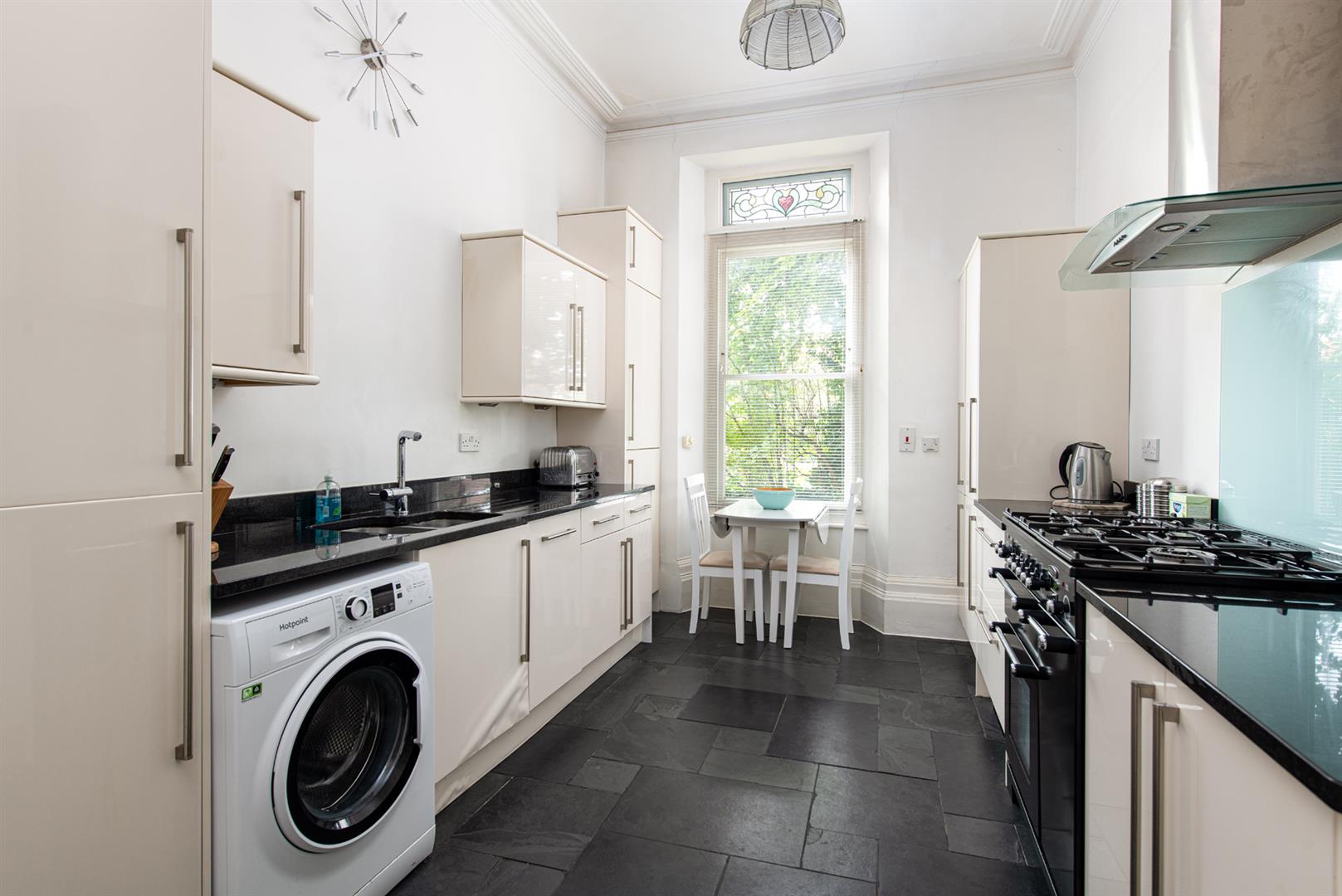 2 bed apartment for sale in Redland Road, Bristol  - Property Image 2