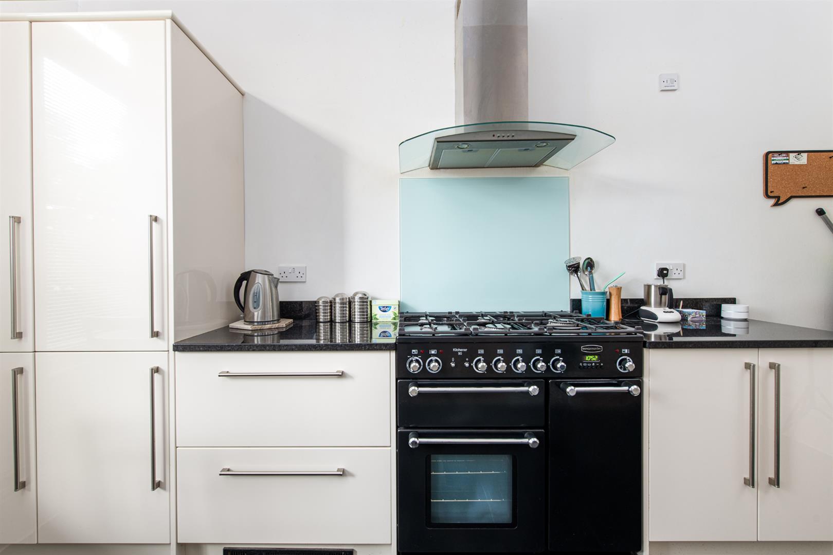 2 bed apartment for sale in Redland Road, Bristol  - Property Image 18