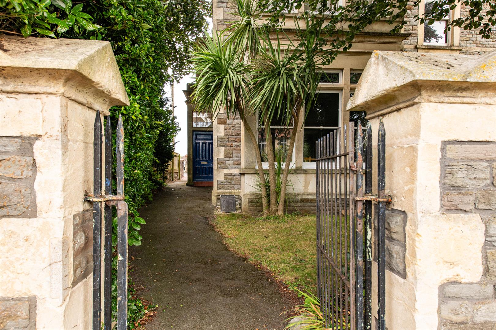 2 bed apartment for sale in Redland Road, Bristol 13