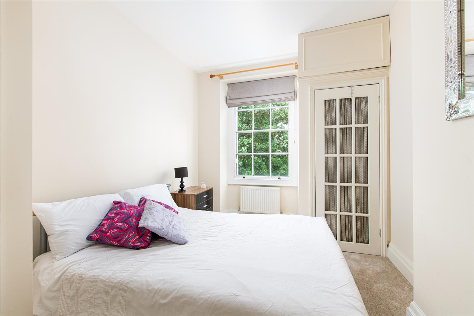 2 bed apartment for sale in Park Place, Bristol  - Property Image 5