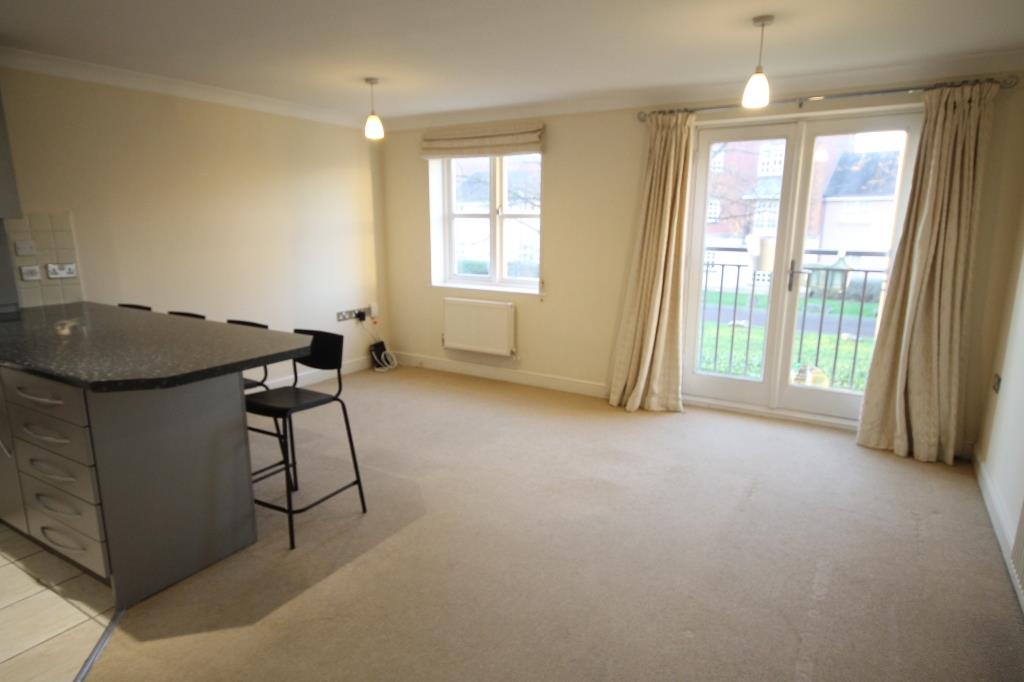 2 bed apartment to rent in Strathearn Drive, Westbury-On-Trym 2