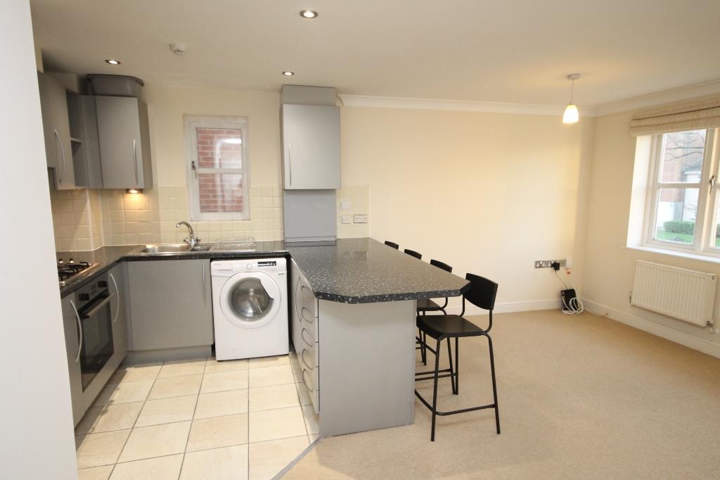 2 bed apartment to rent in Strathearn Drive, Westbury-On-Trym  - Property Image 2