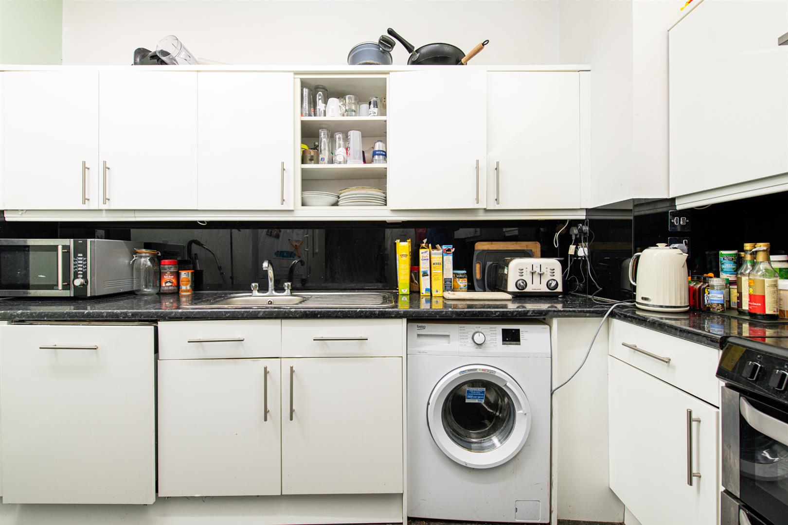 4 bed apartment to rent in Kings Parade Avenue, Bristol 8