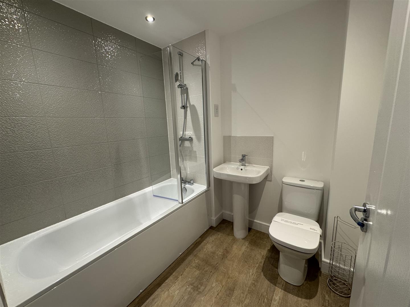 2 bed house to rent in St. Marys Grove, Bristol 10