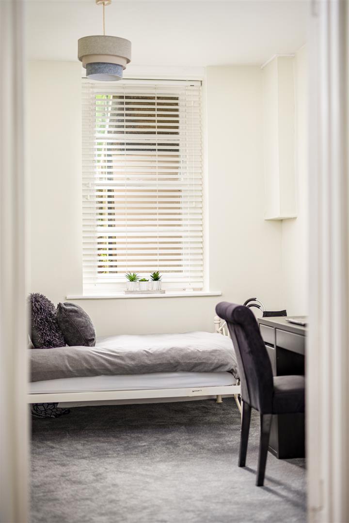 2 bed apartment for sale in Beaufort Road, Clifton  - Property Image 17